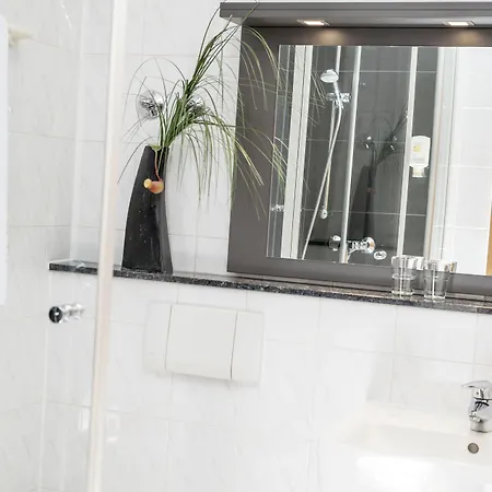 Bei Den Tongruben 3*